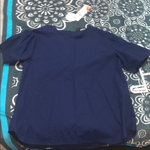 Top - Picture 2 of 2